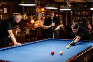 participez à la tombola solidaire organisée par le billard club de quetigny pour soutenir son équipe de 3 bandes en fédérale 1 et contribuer à leur succès.