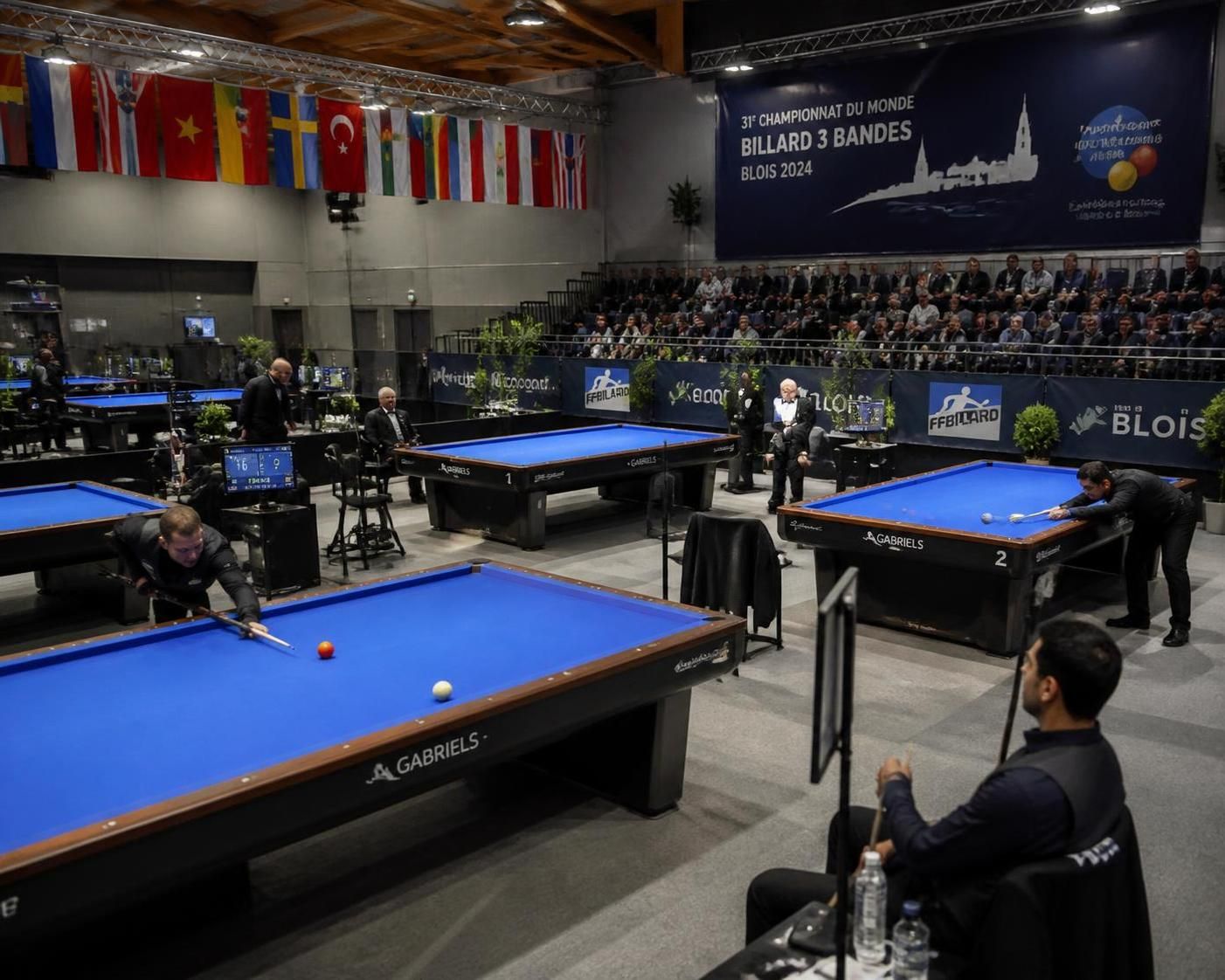 découvrez le championnat du monde de billard français 3 bandes, où les meilleurs joueurs du monde s'affrontent en france pour décrocher le titre prestigieux.